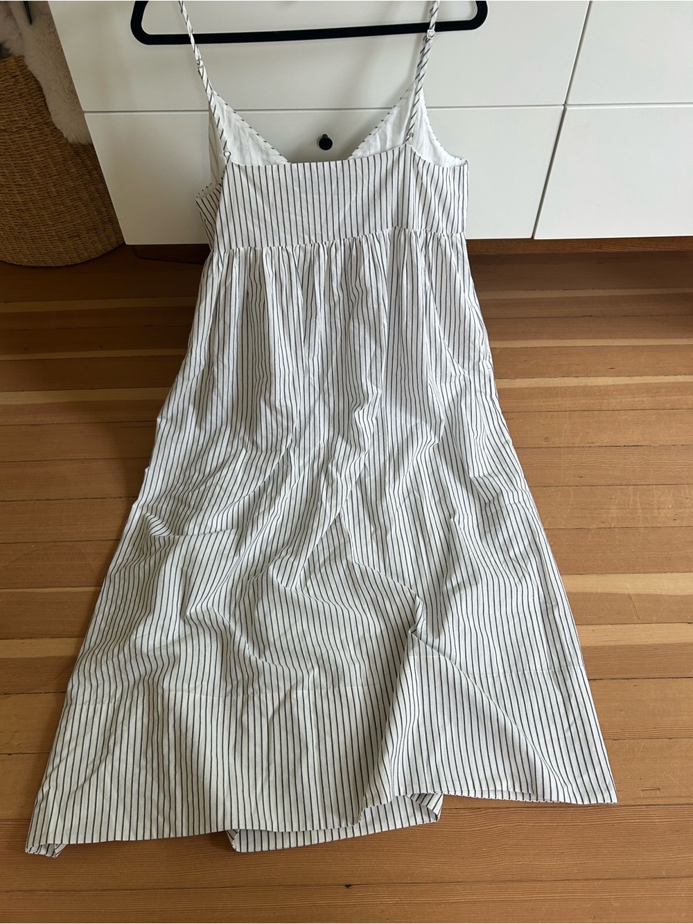 Jenni Kayne White Dress with Navy Pinstripes - Picture 3 of 4